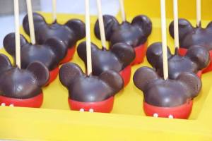 popcake mickey juliette cake design