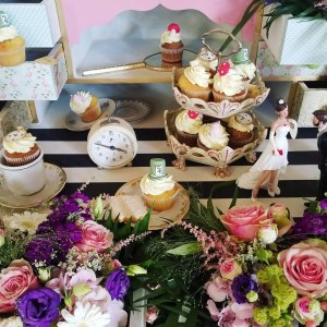 cup cake candy bar alice in wonderland juliette cake design